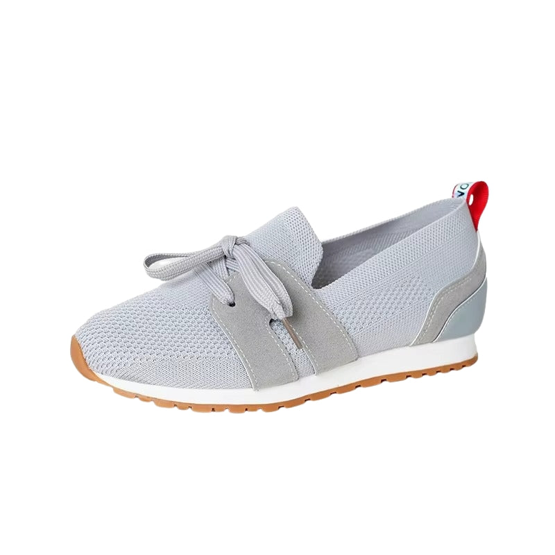 Emily - Åndbare Sneakers med Snørelukning og Rund Tå