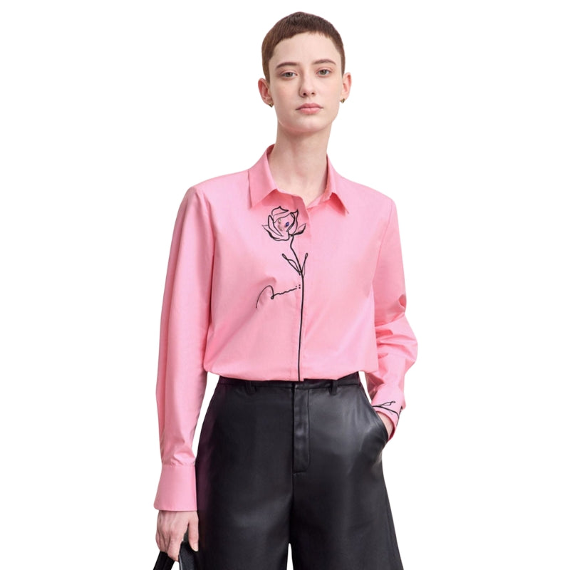 Isabella - Langærmet bluse med rosenbroderi og klassisk krave