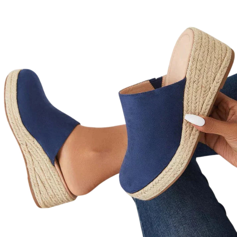 Emma – Skridsikre Kilesandaler med Lukket Rund Tå