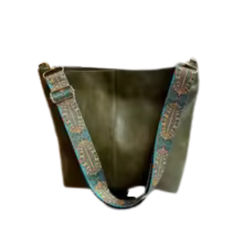 Emily – Skuldertaske med bred rem i bucket crossbody design