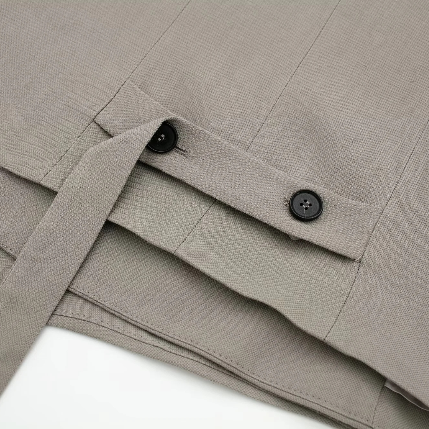 Clara | Forårs Sæt med Ærmeløs Asymmetrisk Vest og Løse Bukser