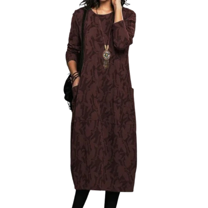 Sienna – Stilfuld Lang Kjole med Rund Hals og Sidelommer