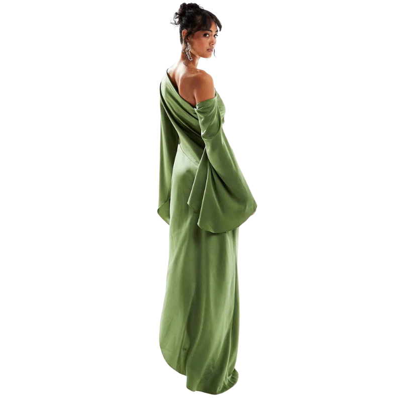 Juliette – Lang kjole med klokkeærmer og slids i siden