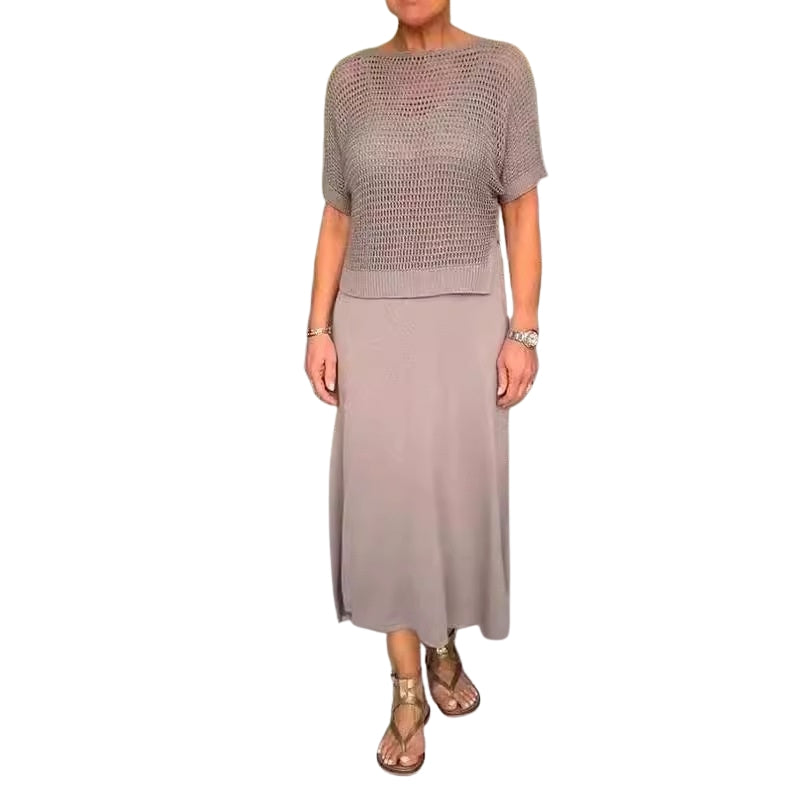 Amelia – To-delt Sæt med Kortærmet Top og Mellemlang Nederdel