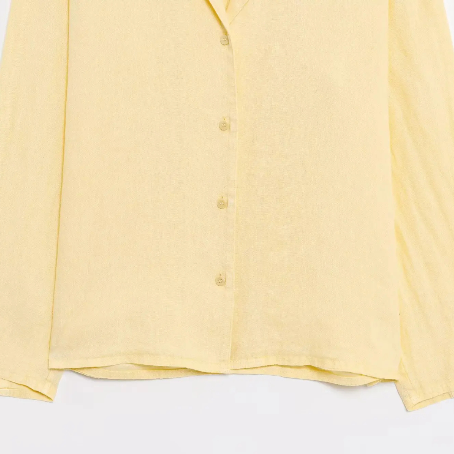 Agnes | Mode Sæt med Højtaljede Shorts og Løs Skjorte