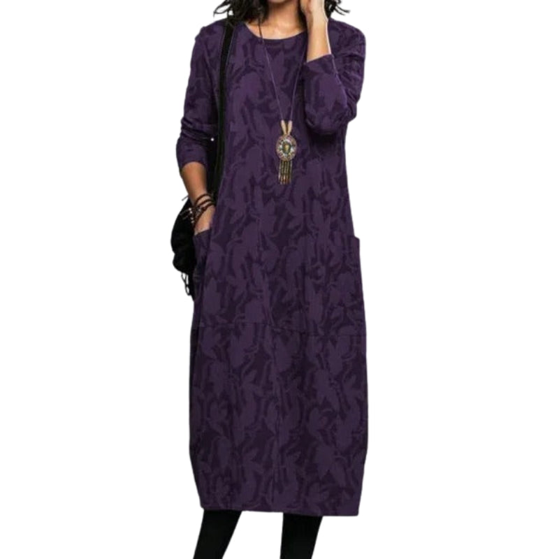 Sienna – Stilfuld Lang Kjole med Rund Hals og Sidelommer