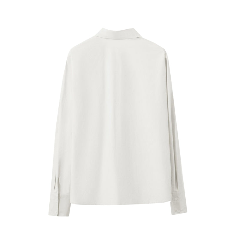 Luna - Langærmet bluse med perledetalje og skjulte knapper