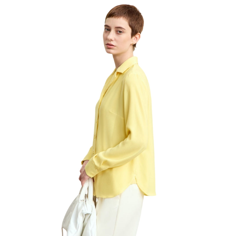 Amelia - Løs pasform langærmet bluse med reverskrave