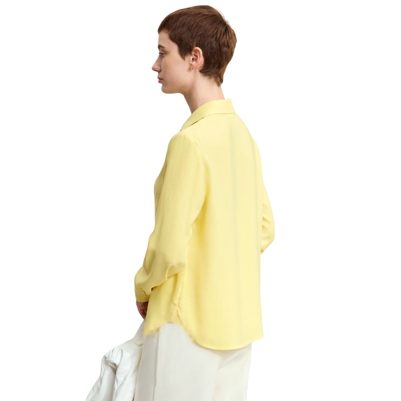 Amelia - Løs pasform langærmet bluse med reverskrave